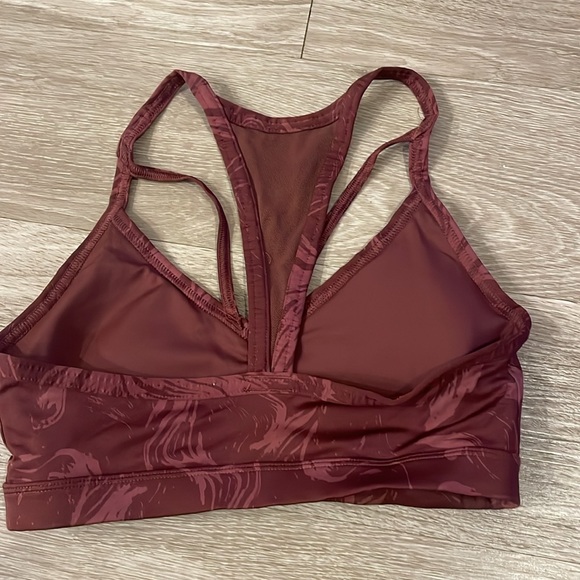 Gymshark top - Picture 2 of 2